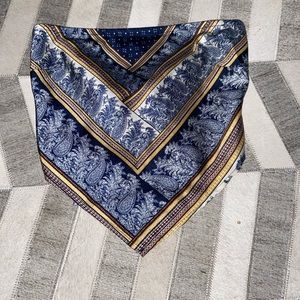 Bandana tie top